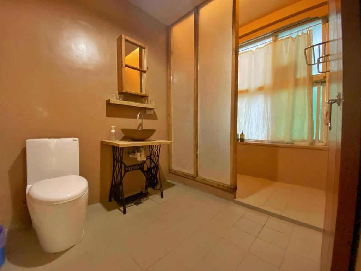Tainan Macarthur Homestay Buitenkant foto