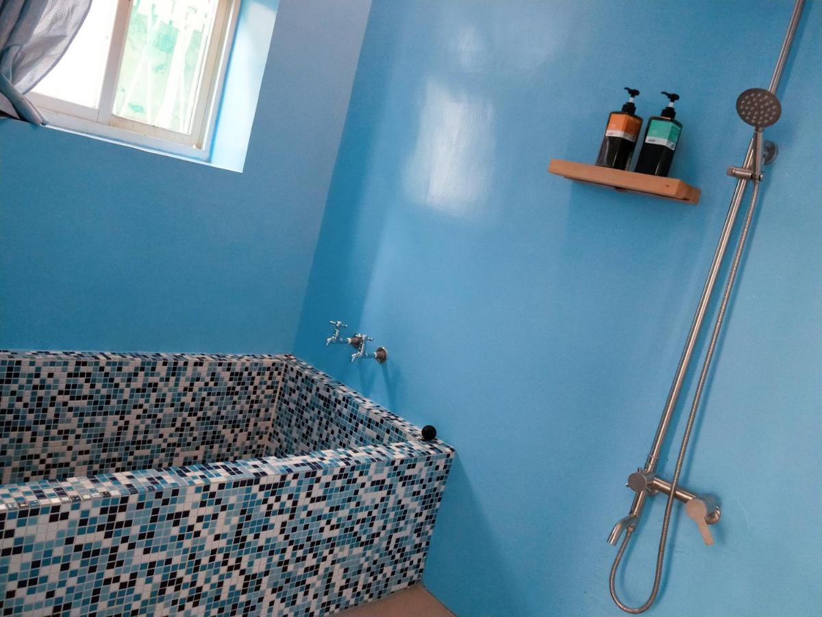 Tainan Macarthur Homestay Buitenkant foto