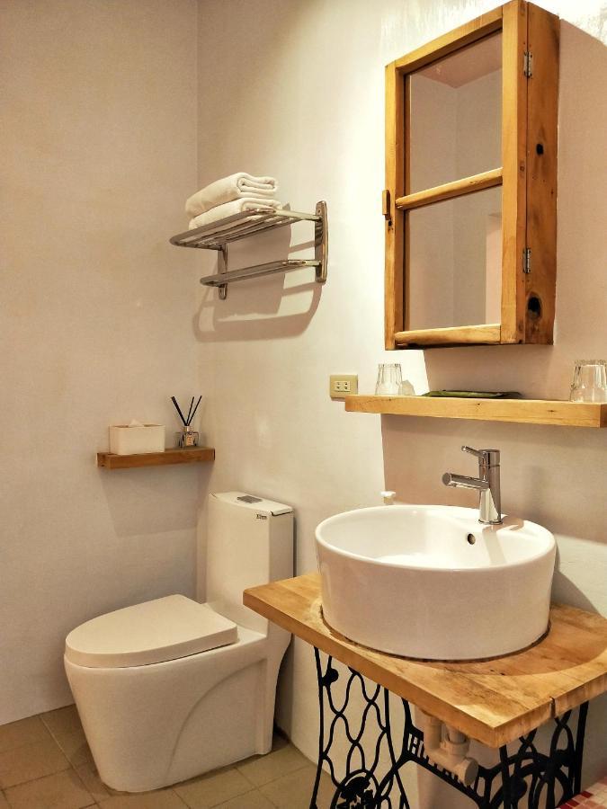 Tainan Macarthur Homestay Buitenkant foto
